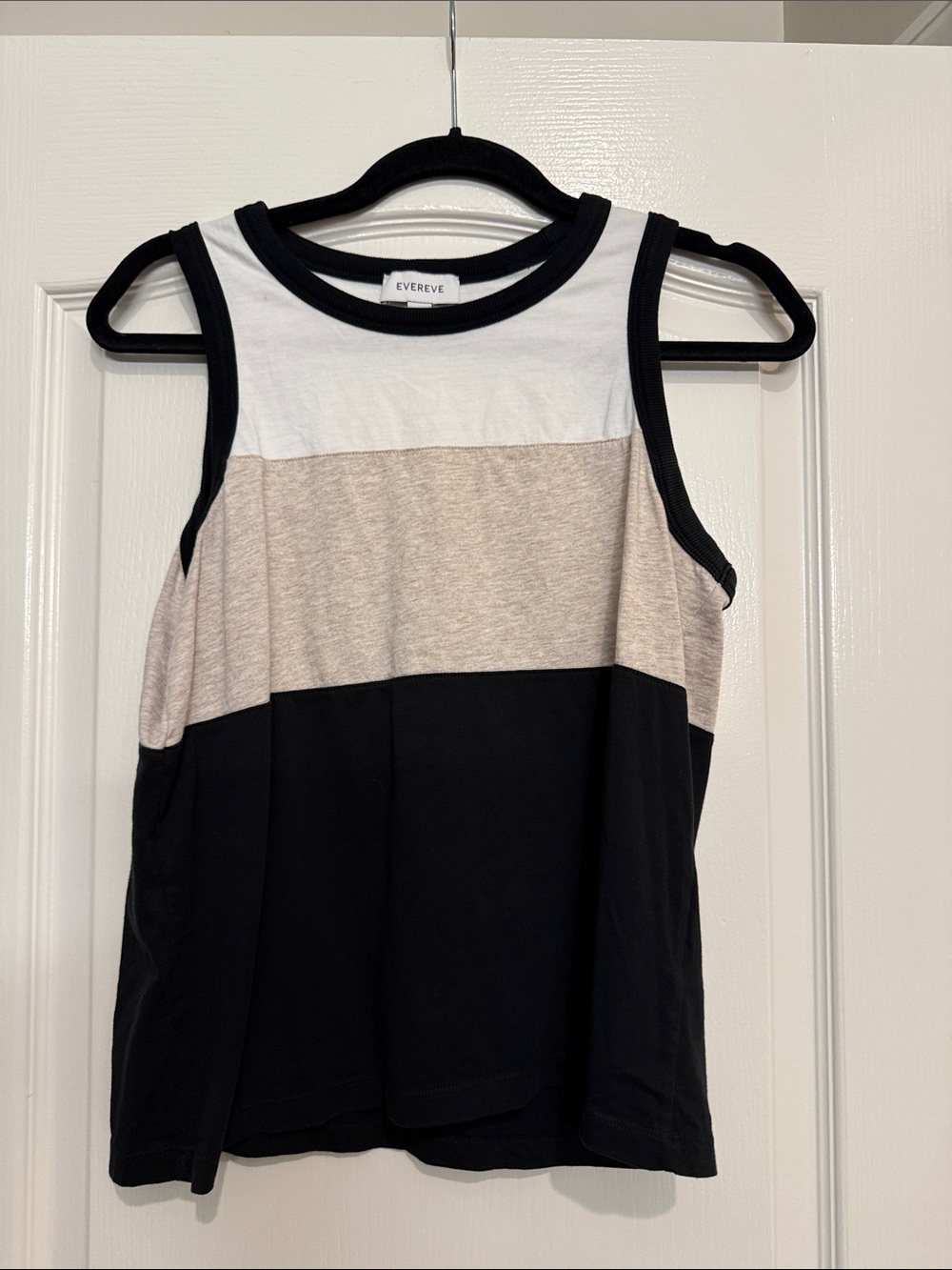 Evereve Black, White & Beige Blocked Sleeveless Tank